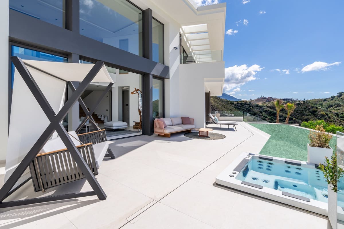 6 slaapkamer Villa te koop in Benahavis met zwembad garage - € 4.950.000 (Ref: 9559182)