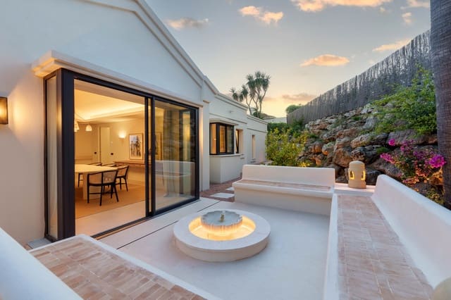 4 bedroom Villa for sale in Nueva Andalucia, Marbella with pool garage - € 4,350,000 (Ref: 9559187)