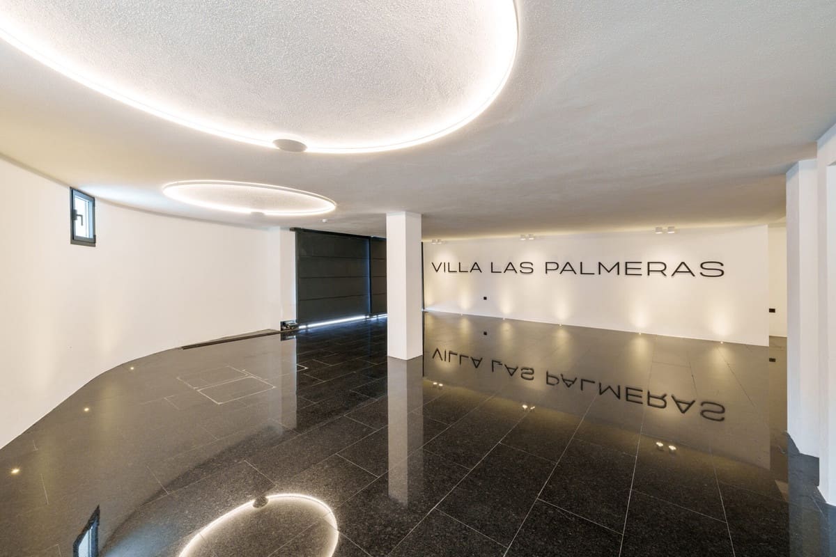 Chalet de 5 habitaciones en Nueva Andalucia en venta con piscina garaje - 8.300.000 € (Ref: 9559189)