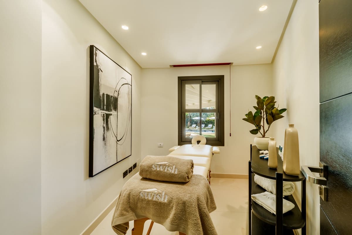 5 makuuhuone Bungalow myytävänä paikassa Nueva Andalucia mukana uima-altaan 
autotalli - 6 995 000 € (Ref: 9559483)