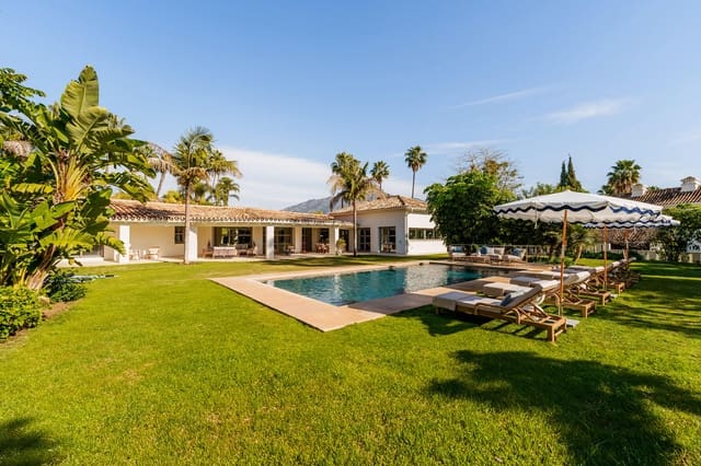 5 chambre Bungalow à vendre à Nueva Andalucia, Marbella avec piscine garage - 6 995 000 € (Ref: 9559483)