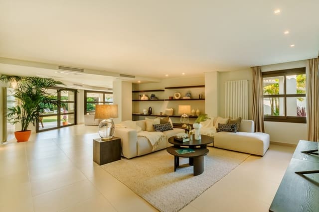 5 soverom Bungalow til salgs i Nueva Andalucia, Marbella med svømmebasseng garasje - € 6 995 000 (Ref: 9559483)