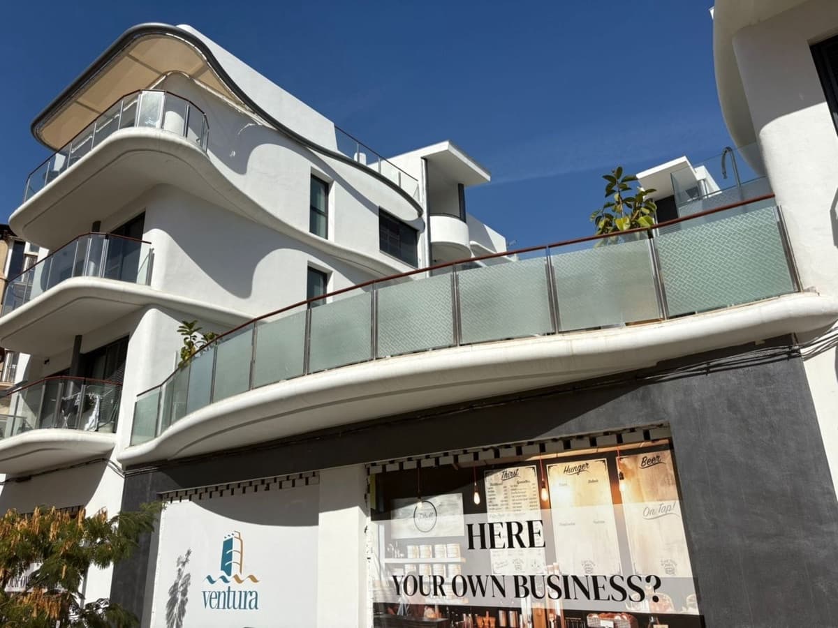 1 soveværelse Virksomhed til salg i Estepona med swimmingpool garage - € 1.400.000 (Ref: 9559832)