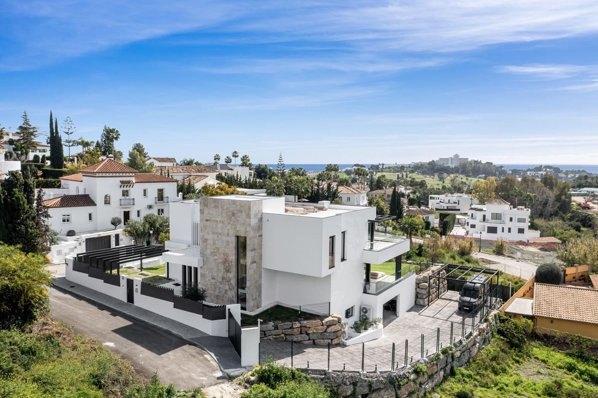 4 sypialnia Willa na sprzedaż w Benahavis z basenem garażem - 3 485 000 € (Ref: 9569448)