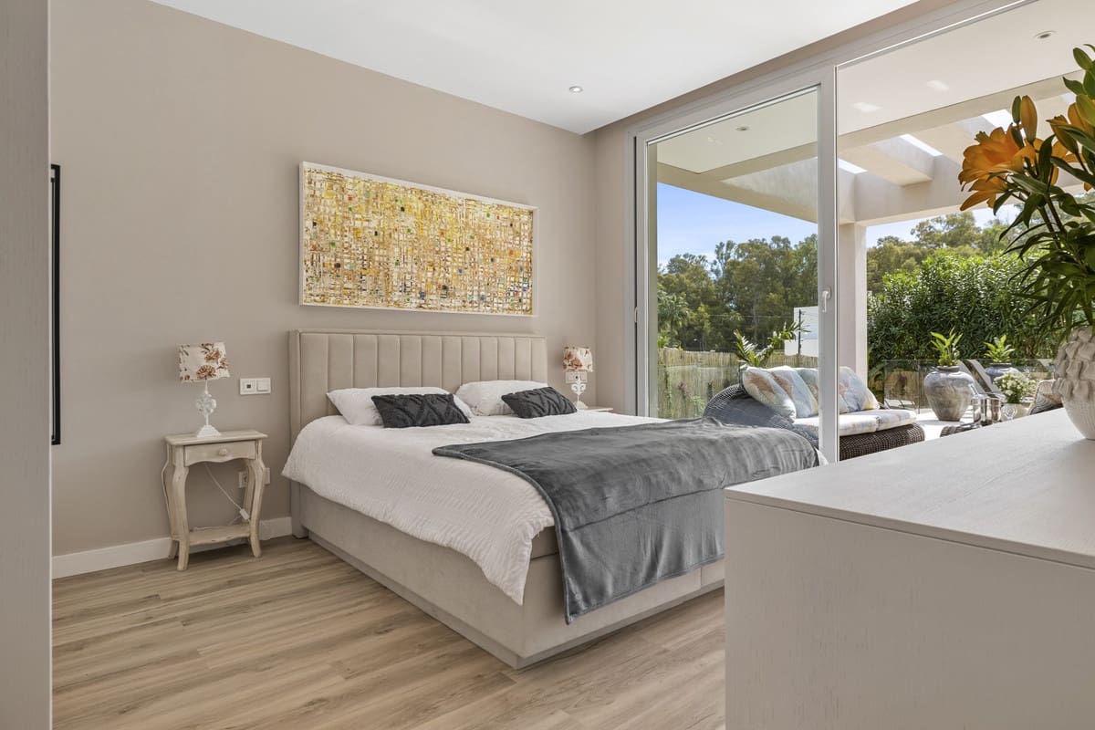 5 sypialnia Willa na sprzedaż w San Pedro de Alcantara z basenem garażem - 2 950 000 € (Ref: 9569449)