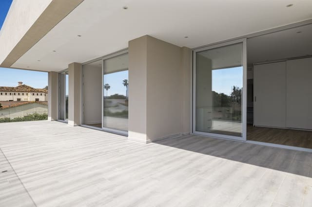 5 quarto Moradia para venda em San Pedro de Alcantara, Marbella com piscina garagem - 2 950 000 € (Ref: 9569449)