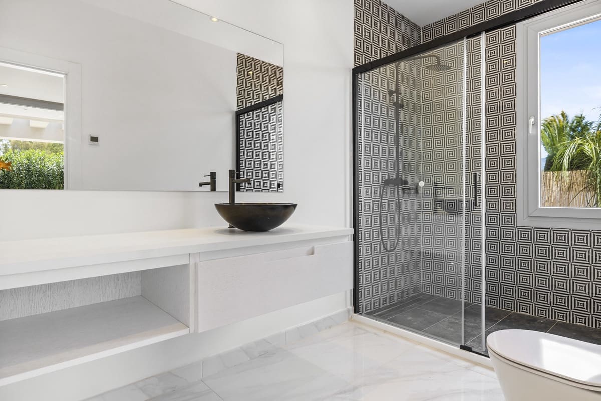 5 quarto Moradia para venda em San Pedro de Alcantara com piscina garagem - 2 950 000 € (Ref: 9569449)