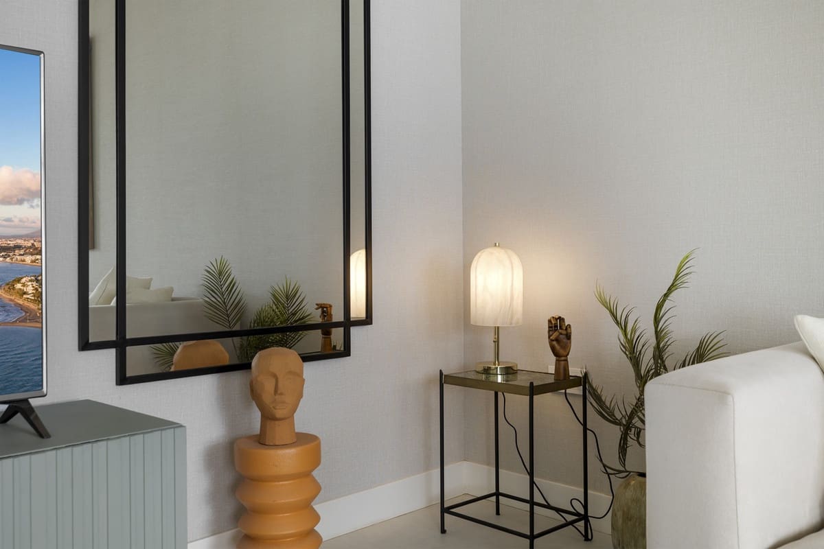 3 slaapkamer Strandappartement te koop in New Golden Mile met zwembad garage - € 1.390.000 (Ref: 9569955)