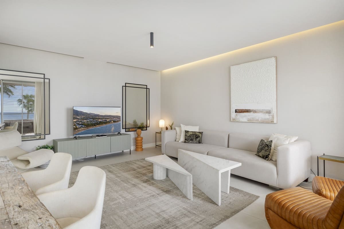 3 slaapkamer Strandappartement te koop in New Golden Mile met zwembad garage - € 1.390.000 (Ref: 9569955)
