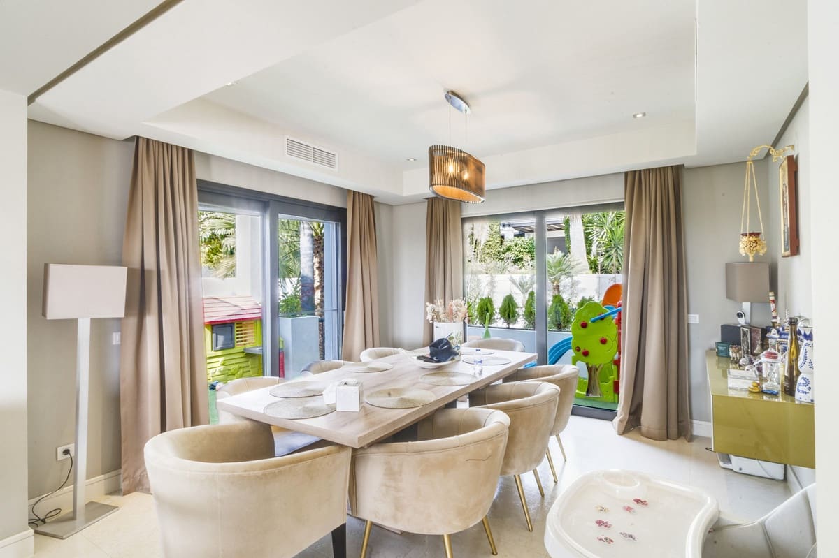 5 camera da letto Villa in vendita in Golden Mile con piscina garage - 1.990.000 € (Rif: 9569959)