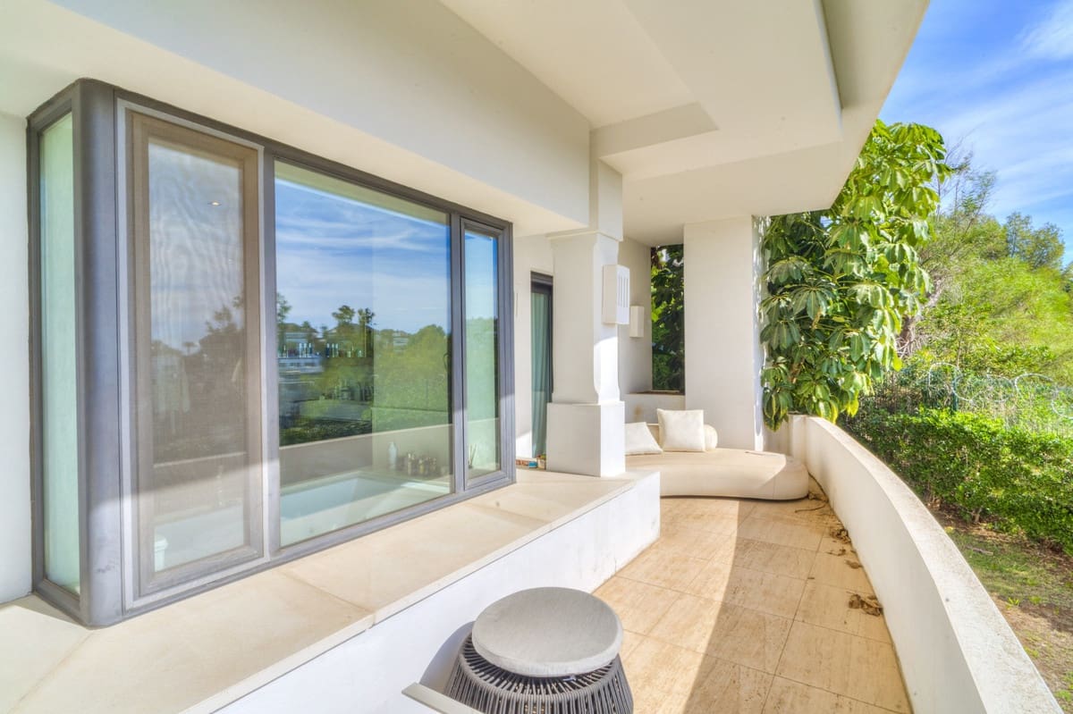 5 camera da letto Villa in vendita in Golden Mile con piscina garage - 1.990.000 € (Rif: 9569959)