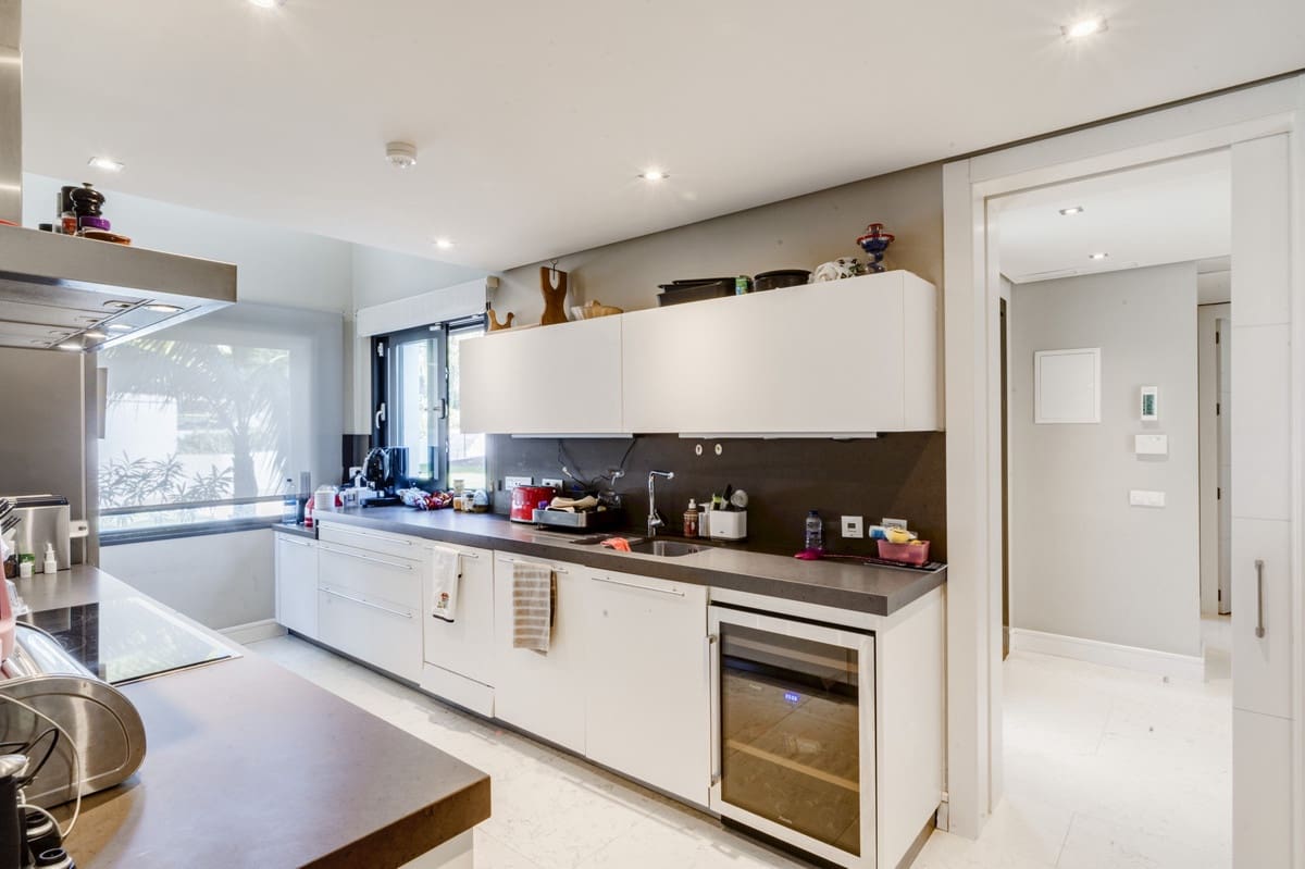 5 camera da letto Villa in vendita in Golden Mile con piscina garage - 1.990.000 € (Rif: 9569959)