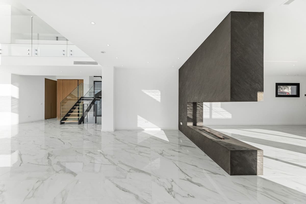 6 bedroom Villa for sale in Benahavis with pool garage - € 3,990,000 (Ref: 9588470)