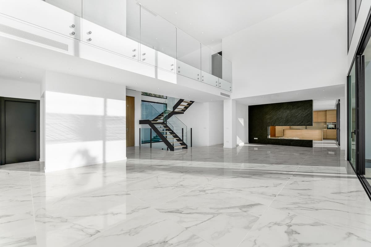 6 bedroom Villa for sale in Benahavis with pool garage - € 3,990,000 (Ref: 9588470)