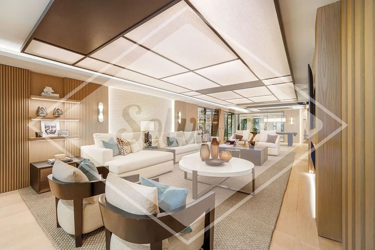 8 bedroom Villa for sale in Nueva Andalucia with pool garage - € 20,500,000 (Ref: 9590352)