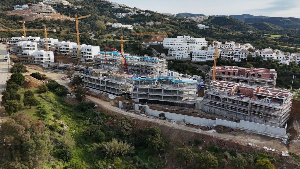 3 slaapkamer Appartement te koop in Marbella met zwembad garage - € 1.350.000 (Ref: 9594792)