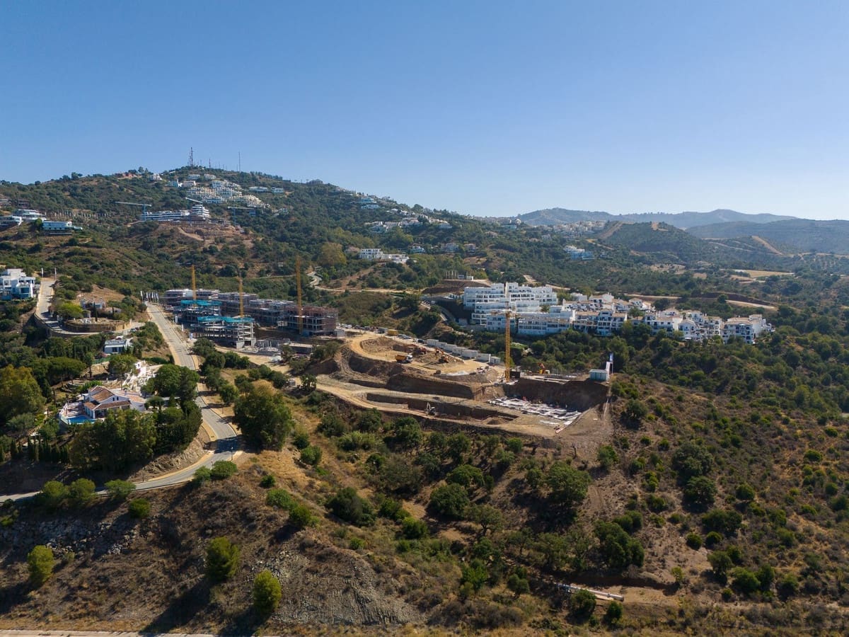 3 slaapkamer Appartement te koop in Marbella met zwembad garage - € 1.350.000 (Ref: 9594792)