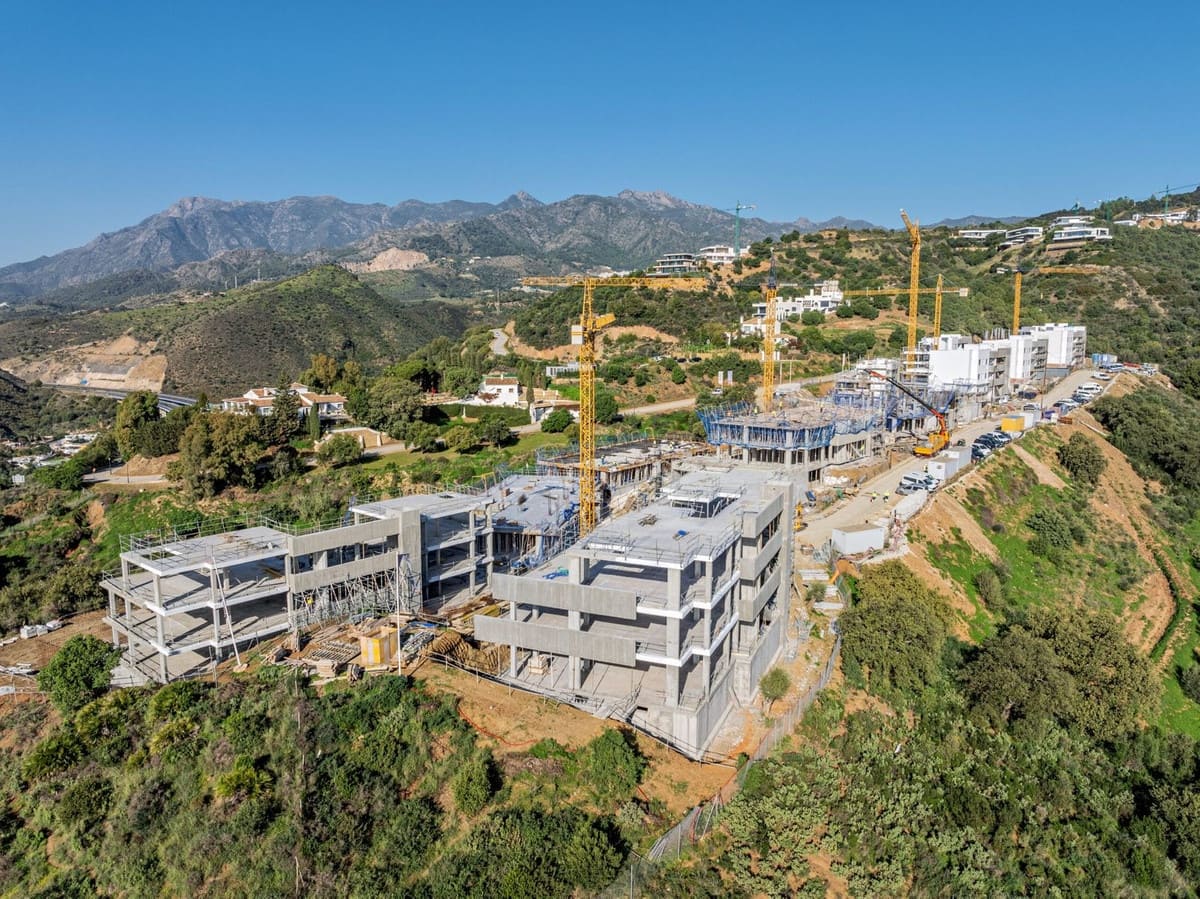 3 slaapkamer Appartement te koop in Marbella met zwembad garage - € 1.350.000 (Ref: 9594792)