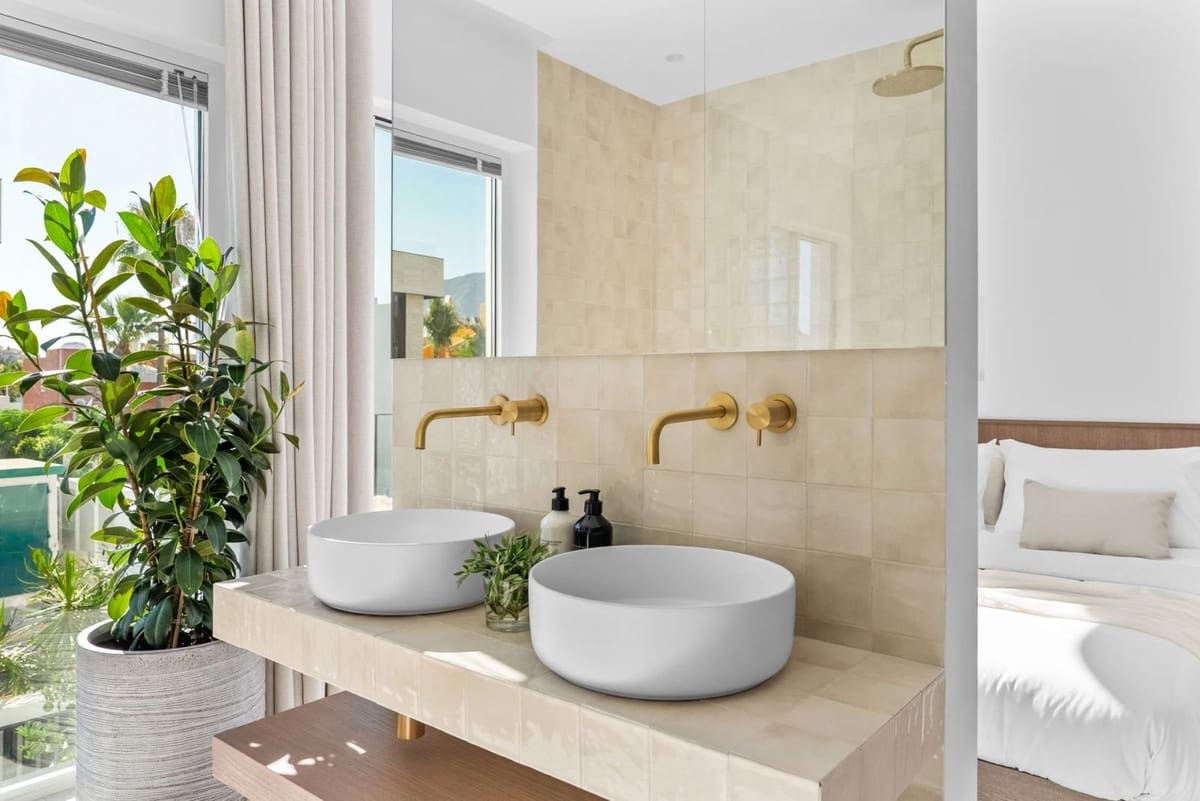 3 quarto Moradia para venda em Nueva Andalucia com piscina garagem - 1 395 000 € (Ref: 9606743)