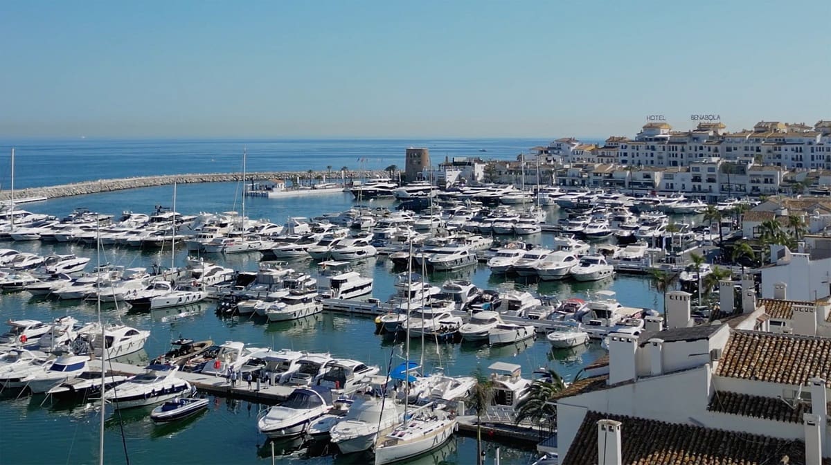 5 quarto Apartamento de Praia para venda em Puerto Banus - 2 650 000 € (Ref: 9628100)