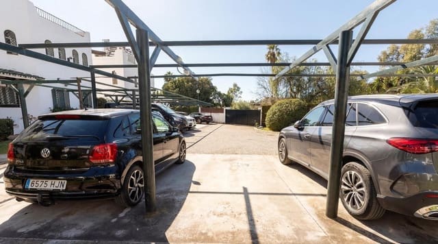 3 soveværelse Byhus til salg i Los Naranjos, Marbella med swimmingpool - € 678.000 (Ref: 9628101)