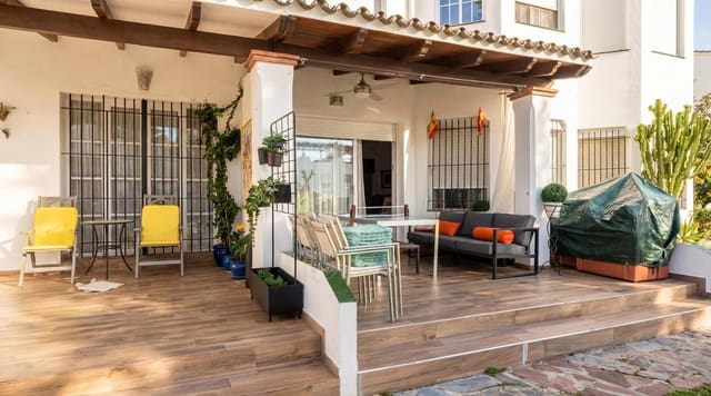 3 soverom Hus til salgs i Los Naranjos, Marbella med svømmebasseng - € 678 000 (Ref: 9628101)