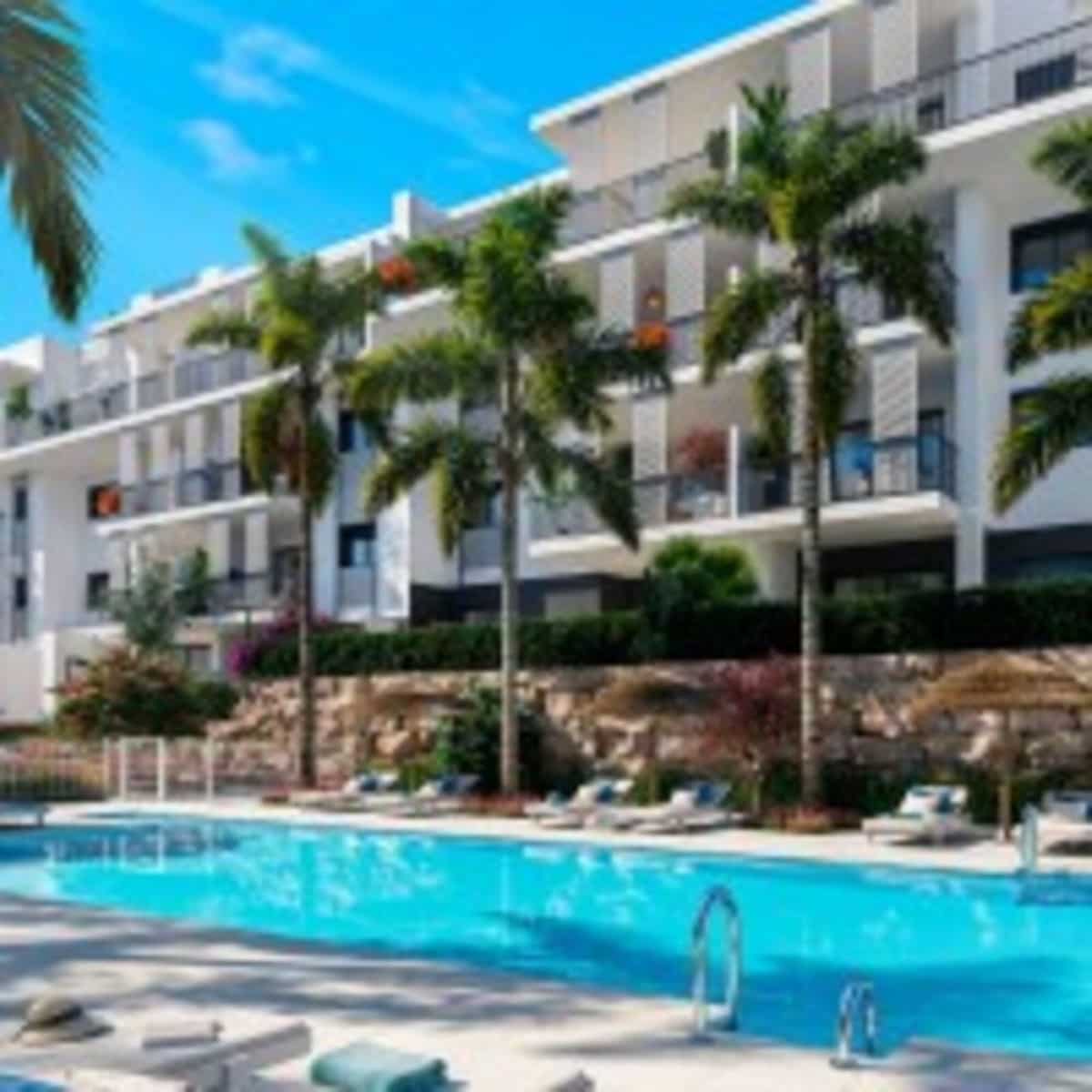 3 bedroom Apartment for sale in Estepona with pool garage - € 630,000 (Ref: 9628104)