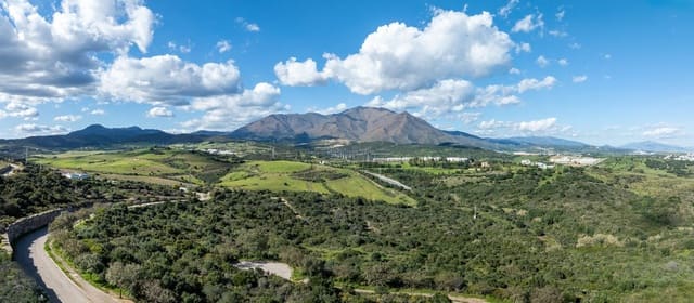 2 chambre Appartement à vendre à Bahia de Casares, Casares avec piscine garage - 689 000 € (Ref: 9628112)