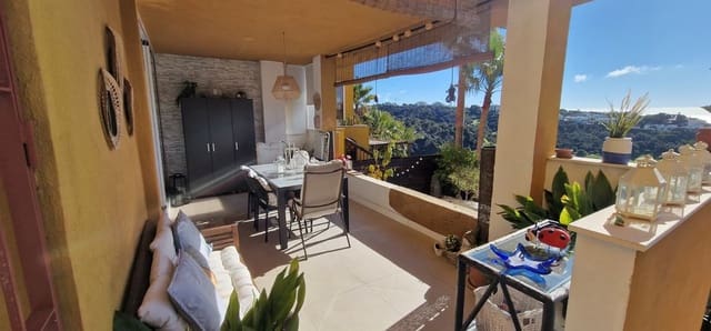 2 Zimmer Apartment zu verkaufen in La Reserva, Marbella mit Pool Garage - 385.000 € (Ref: 9646185)