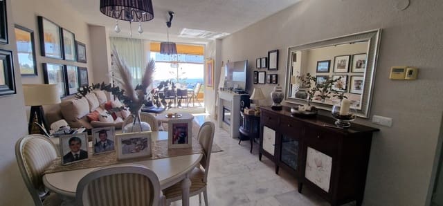 2 soveværelse Lejlighed til salg i La Reserva, Marbella med swimmingpool garage - € 380.000 (Ref: 9646185)