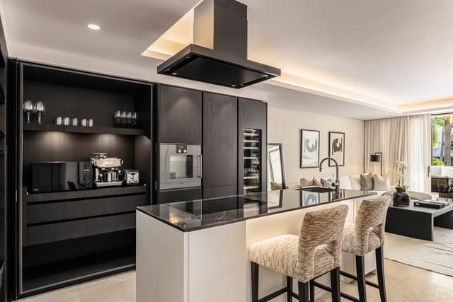 3 Zimmer Apartment zu verkaufen in Golden Mile, Marbella mit Pool Garage - 4.650.000 € (Ref: 9649823)