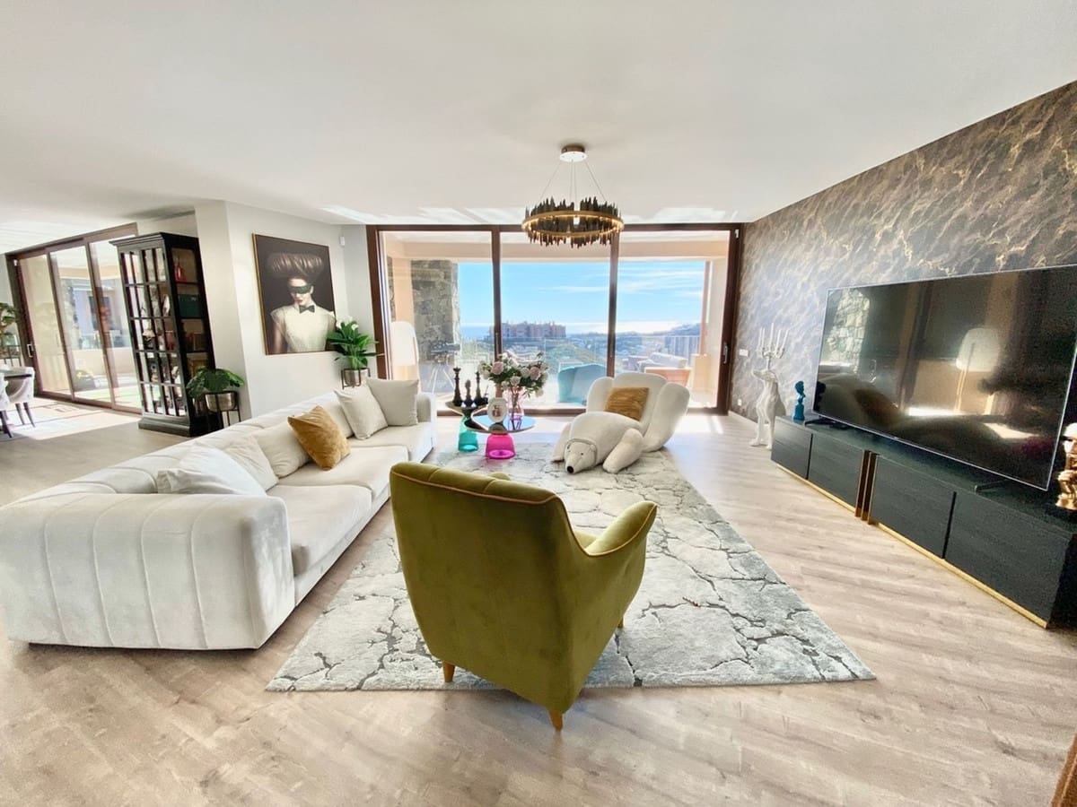 4 soveværelse Lejlighed til salg i Benahavis med swimmingpool garage - € 1.700.000 (Ref: 9649825)