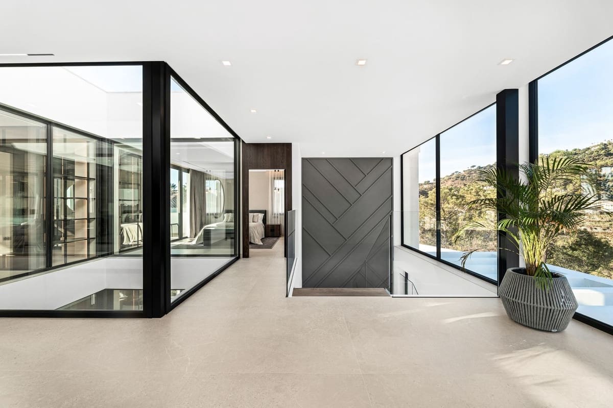 6 chambre Villa/Maison à vendre à El Madronal avec piscine garage - 7 000 000 € (Ref: 9652347)