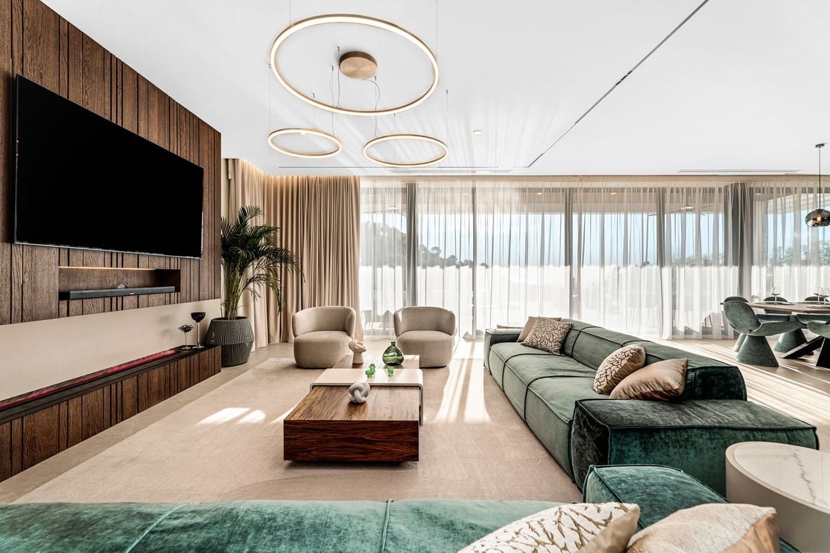 6 slaapkamer Villa te koop in El Madronal met zwembad garage - € 7.000.000 (Ref: 9652347)