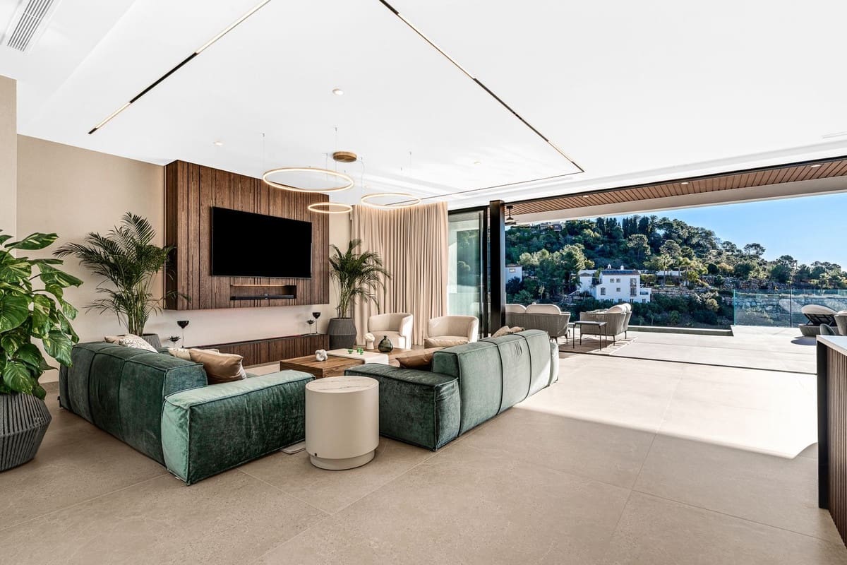 6 slaapkamer Villa te koop in El Madronal met zwembad garage - € 7.000.000 (Ref: 9652347)