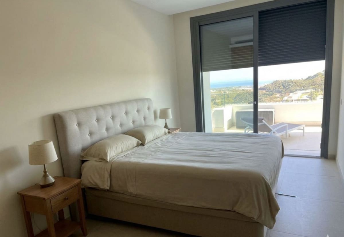 3 quarto Apartamento para venda em Benahavis com piscina garagem - 1 499 000 € (Ref: 9727512)