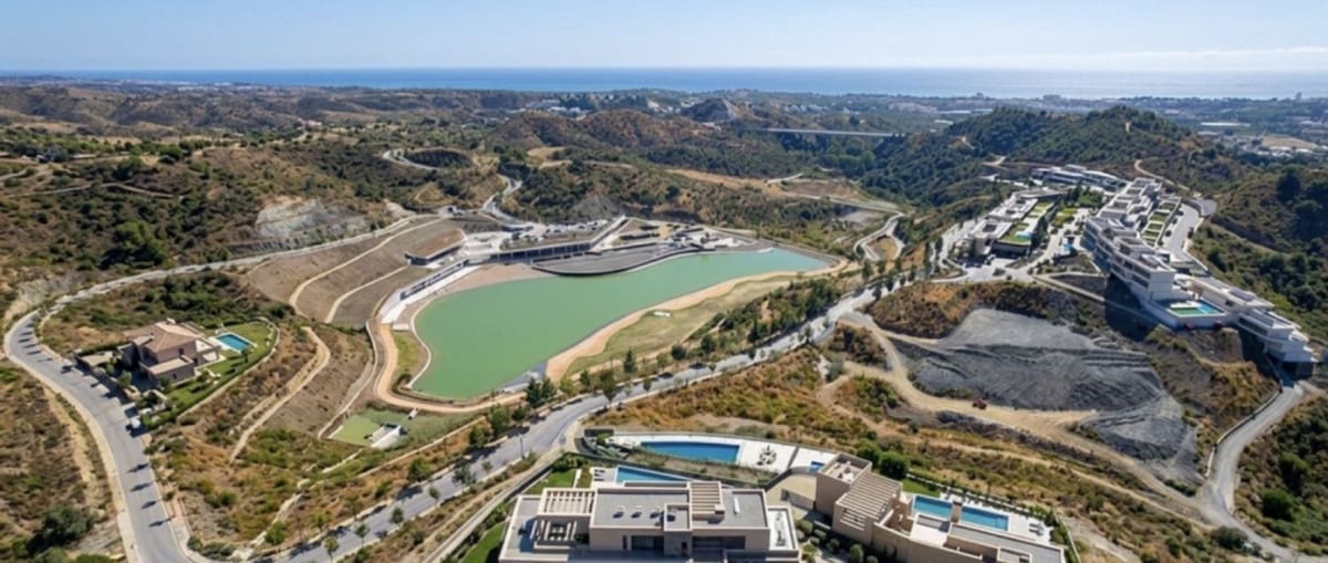 3 quarto Apartamento para venda em Benahavis com piscina garagem - 1 499 000 € (Ref: 9727512)