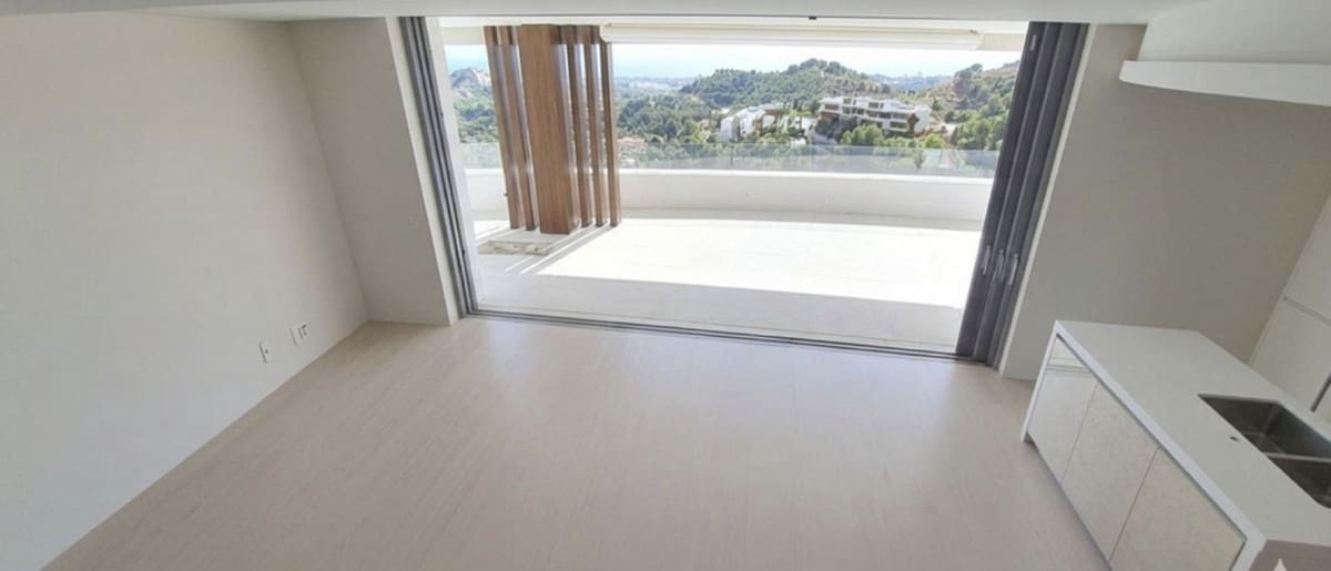 3 bedroom Apartment for sale in Benahavis with pool garage - € 1,449,000 (Ref: 9727512)