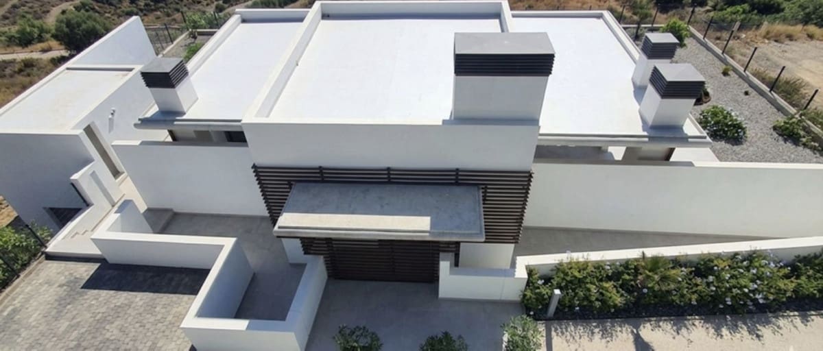 3 bedroom Apartment for sale in Benahavis with pool garage - € 1,449,000 (Ref: 9727512)