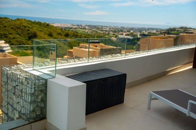 3 chambre Appartement à vendre à La Zagaleta - El Madroñal, Benahavís avec piscine garage - 1 449 000 € (Ref: 9727512)