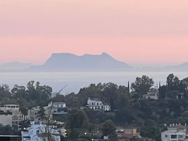 3 sovrum Lägenhet till salu i La Zagaleta - El Madroñal, Benahavís med pool garage - 1 449 000 € (Ref: 9727512)