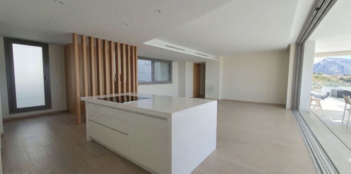 3 soverom Leilighet til salgs i Benahavis med svømmebasseng garasje - € 1 449 000 (Ref: 9727512)