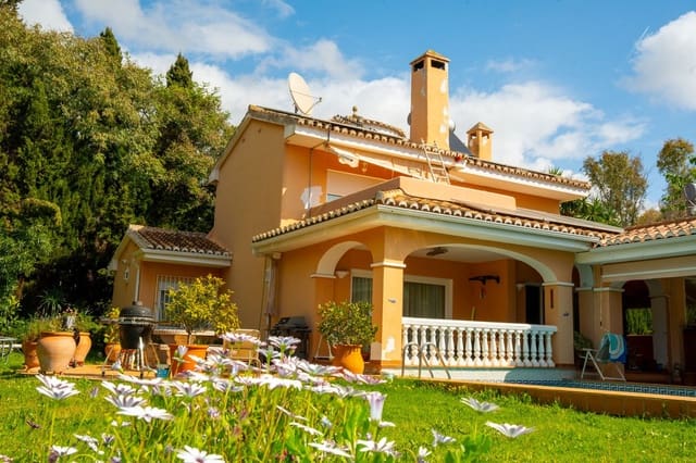 4 sypialnia Willa na sprzedaż w Elviria, Marbella z garażem - 1 600 000 € (Ref: 9730811)