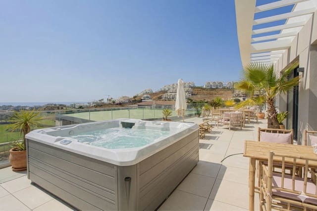 2 chambre Penthouse à vendre à Riviera del Sol, Mijas avec piscine garage - 795 000 € (Ref: 9747369)
