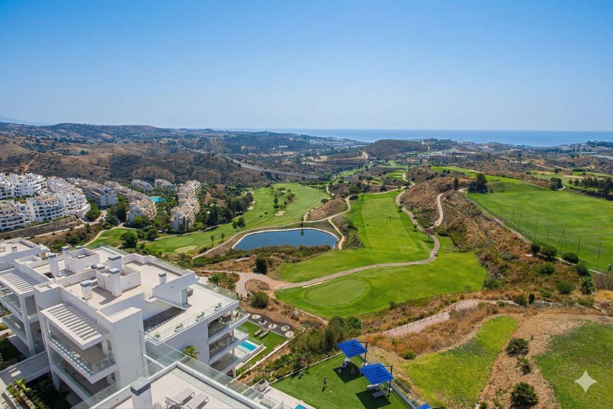 2 chambre Penthouse à vendre à Mijas avec piscine garage - 795 000 € (Ref: 9747369)