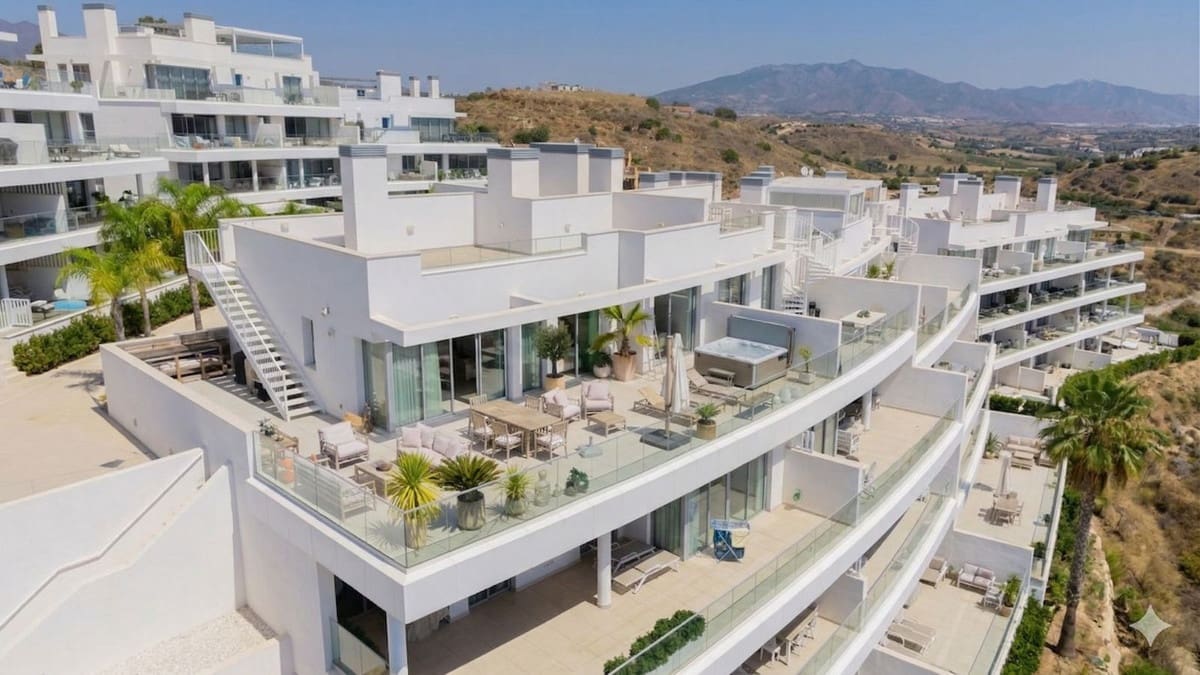 2 chambre Penthouse à vendre à Mijas avec piscine garage - 795 000 € (Ref: 9747369)