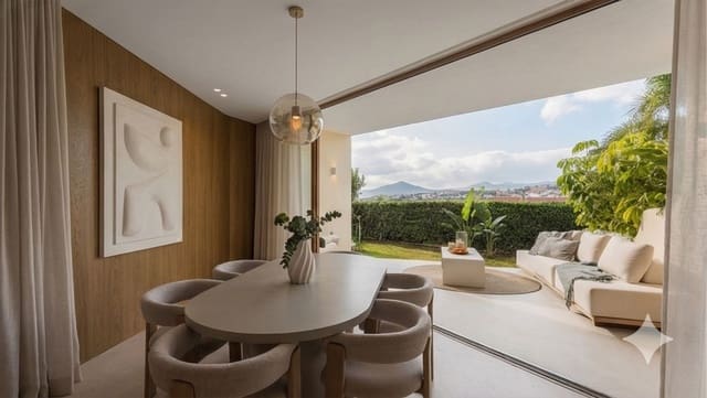 4 quarto Casa em Banda para venda em Aloha Golf, Marbella com piscina garagem - 1 595 000 € (Ref: 9752358)