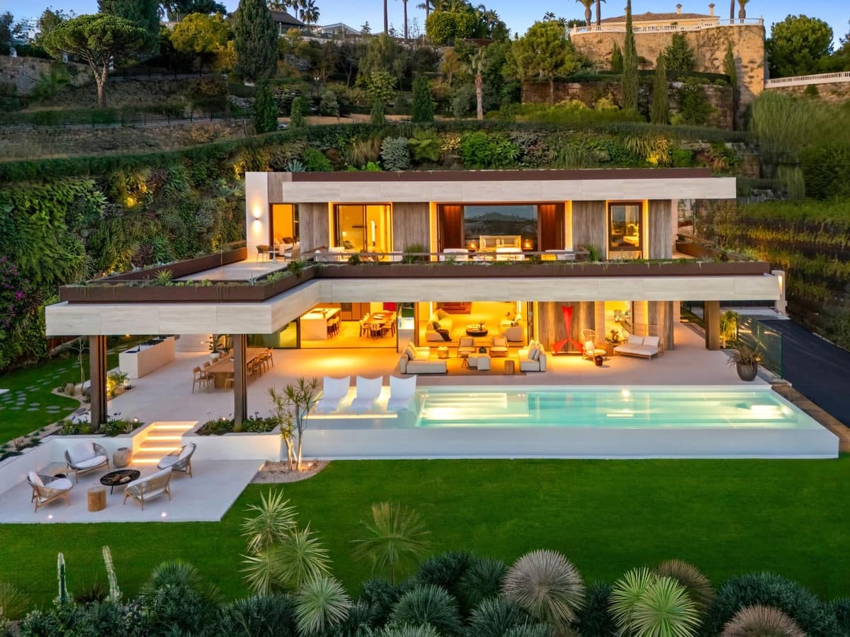 6 quarto Moradia para venda em Benahavis com piscina garagem - 8 995 000 € (Ref: 9795002)