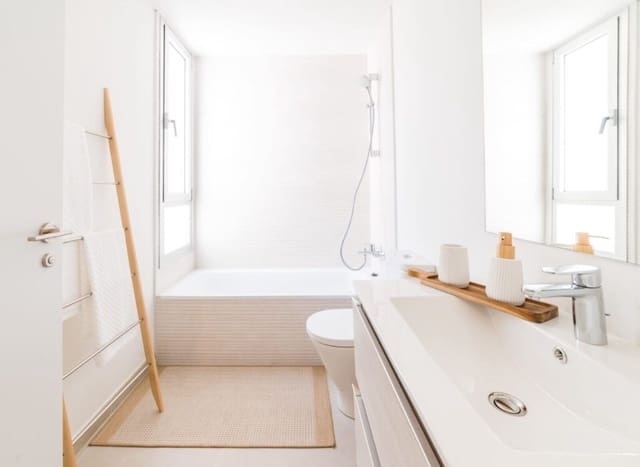 3 soverom Leilighet til salgs i Cancelada, Estepona med svømmebasseng garasje - € 444 000 (Ref: 9795008)