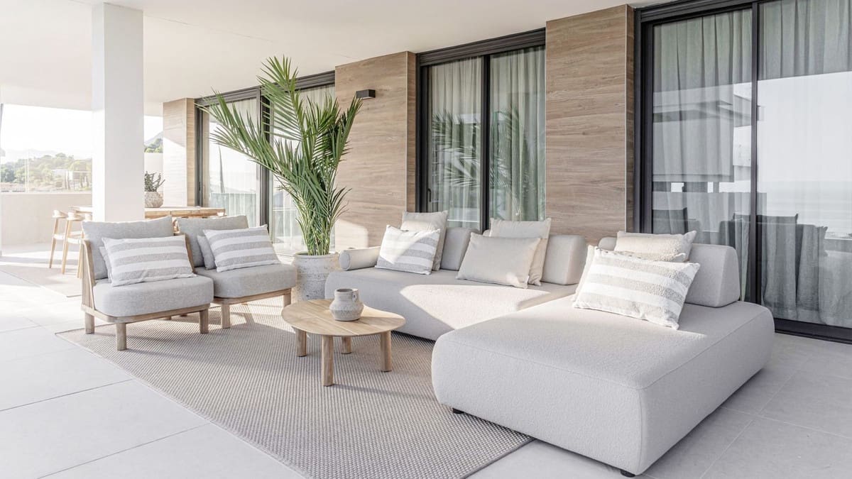 2 Zimmer Apartment zu verkaufen in Fuengirola mit Pool Garage - 995.000 € (Ref: 9807135)